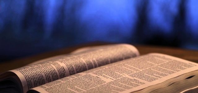 9 Bible Study Tips to Deepen Your Faith